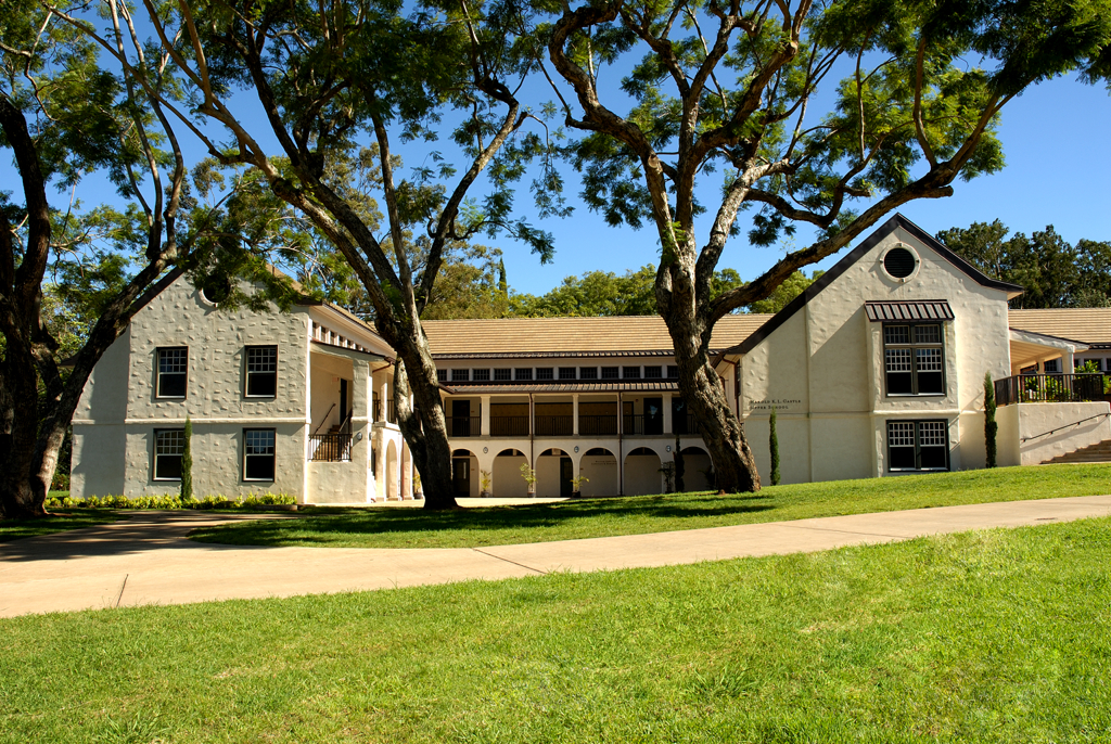 Seabury Hall exterior 06